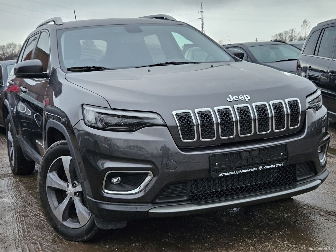 Jeep Cherokee | 1