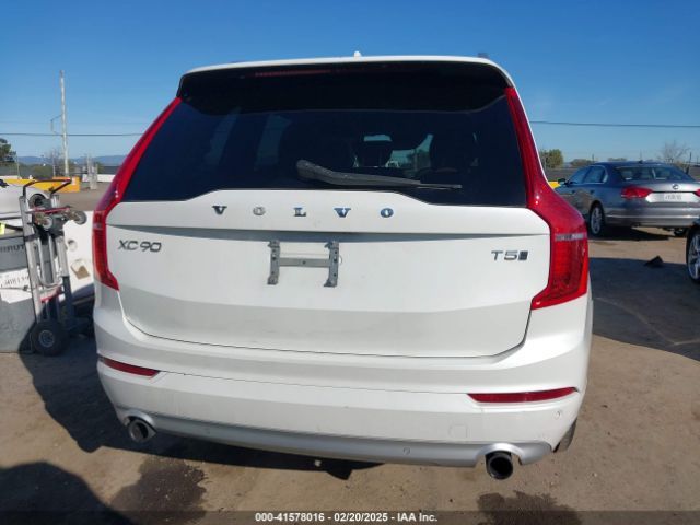 Volvo XC90 | 15