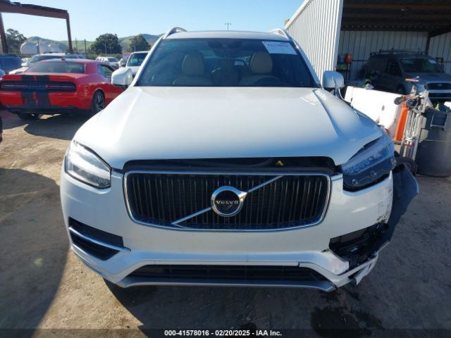 Volvo XC90 | 11