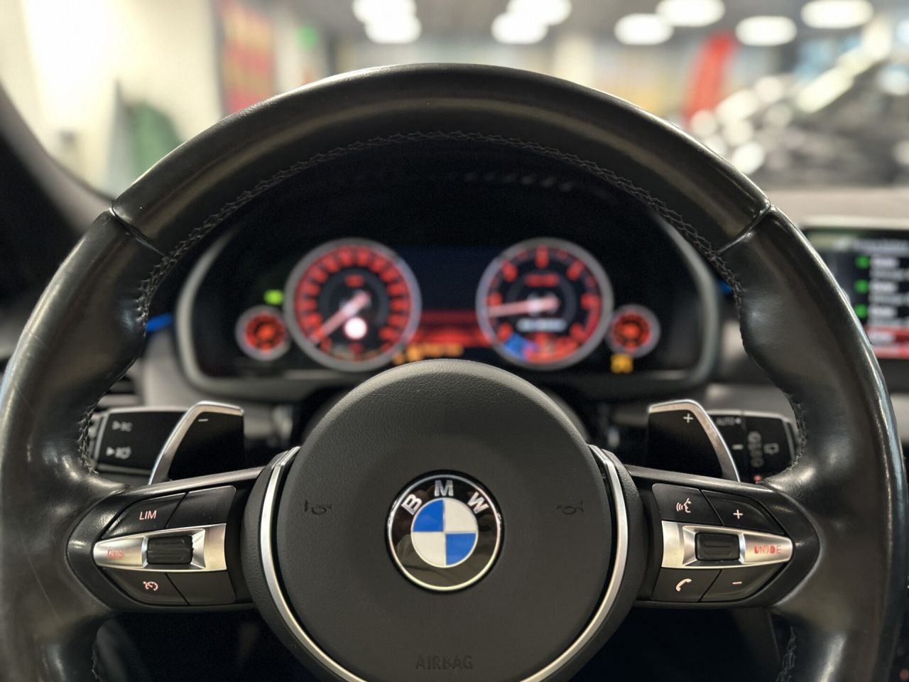 BMW X5 | 8
