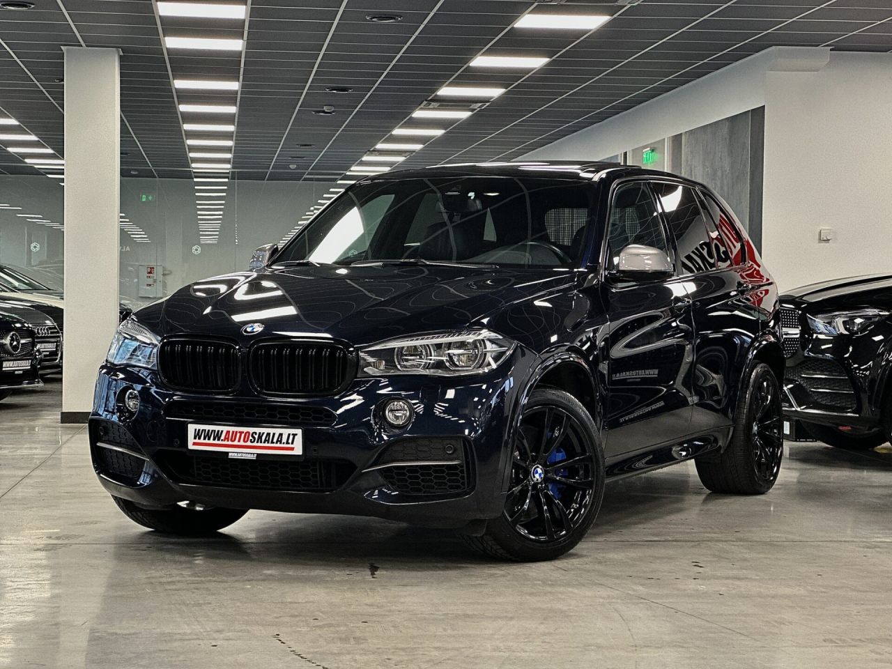 BMW X5 | 30