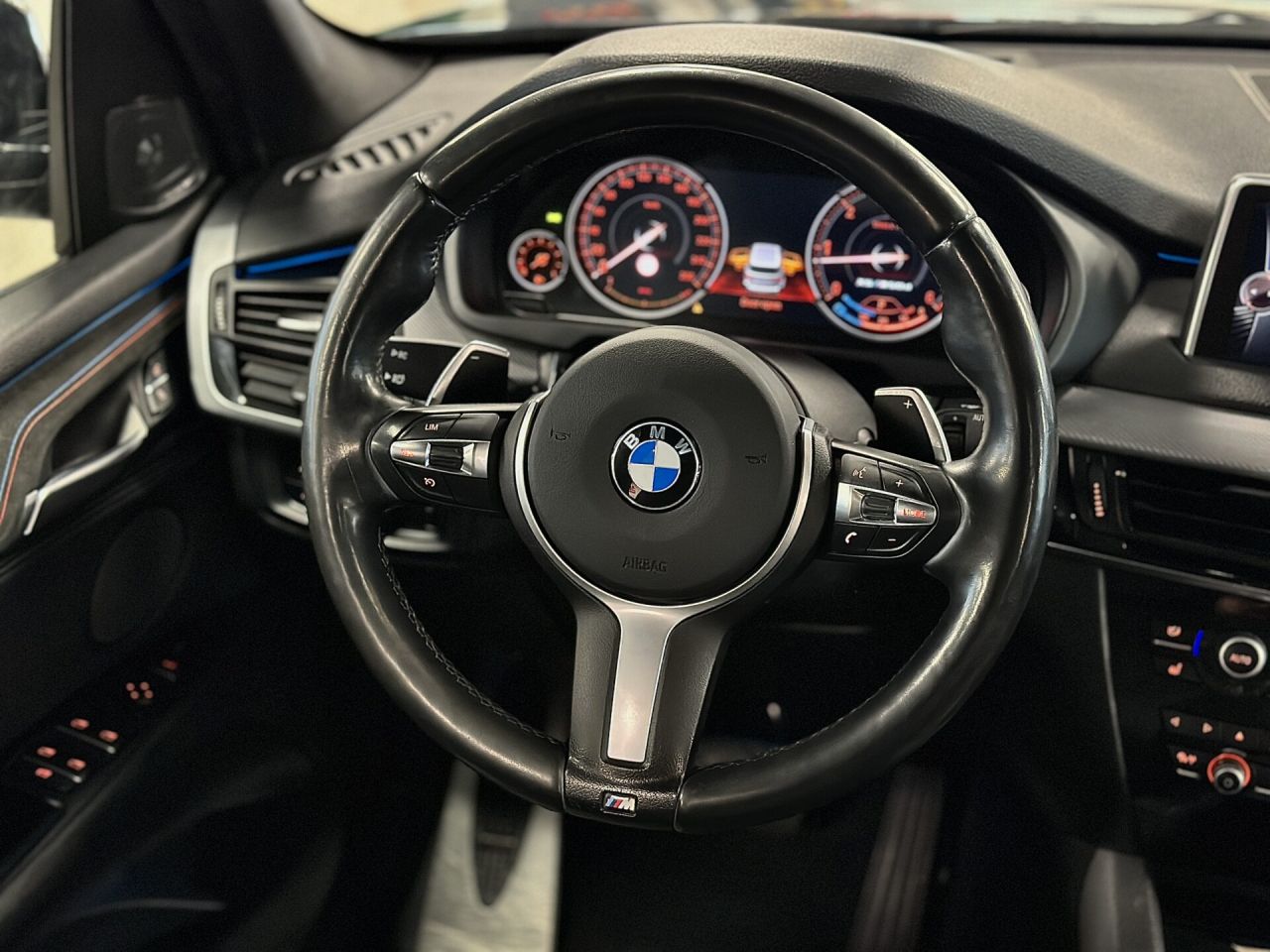 BMW X5 | 24