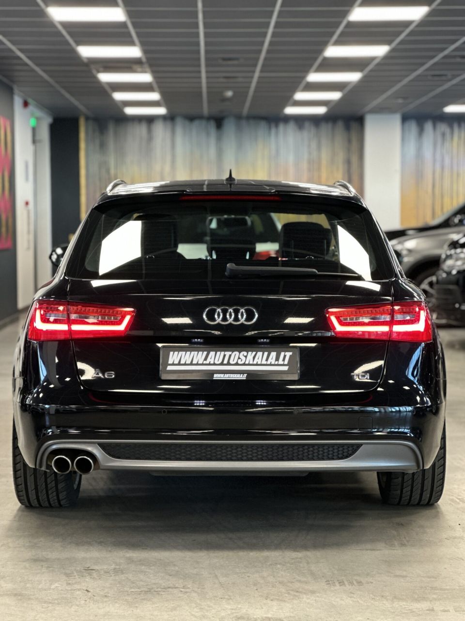 Audi A6 | 4