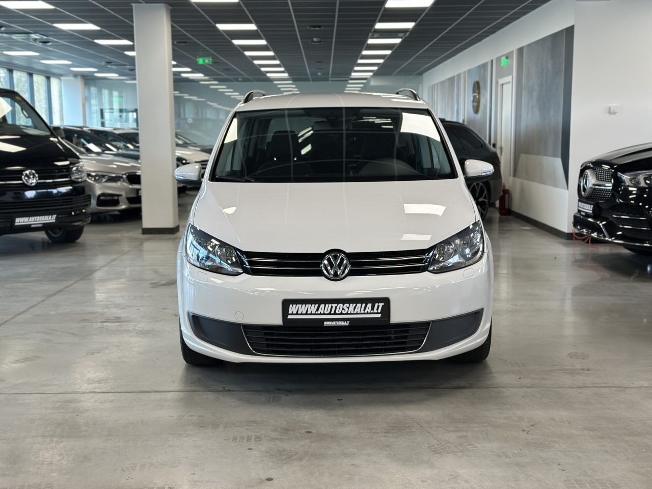 Volkswagen Touran | 26