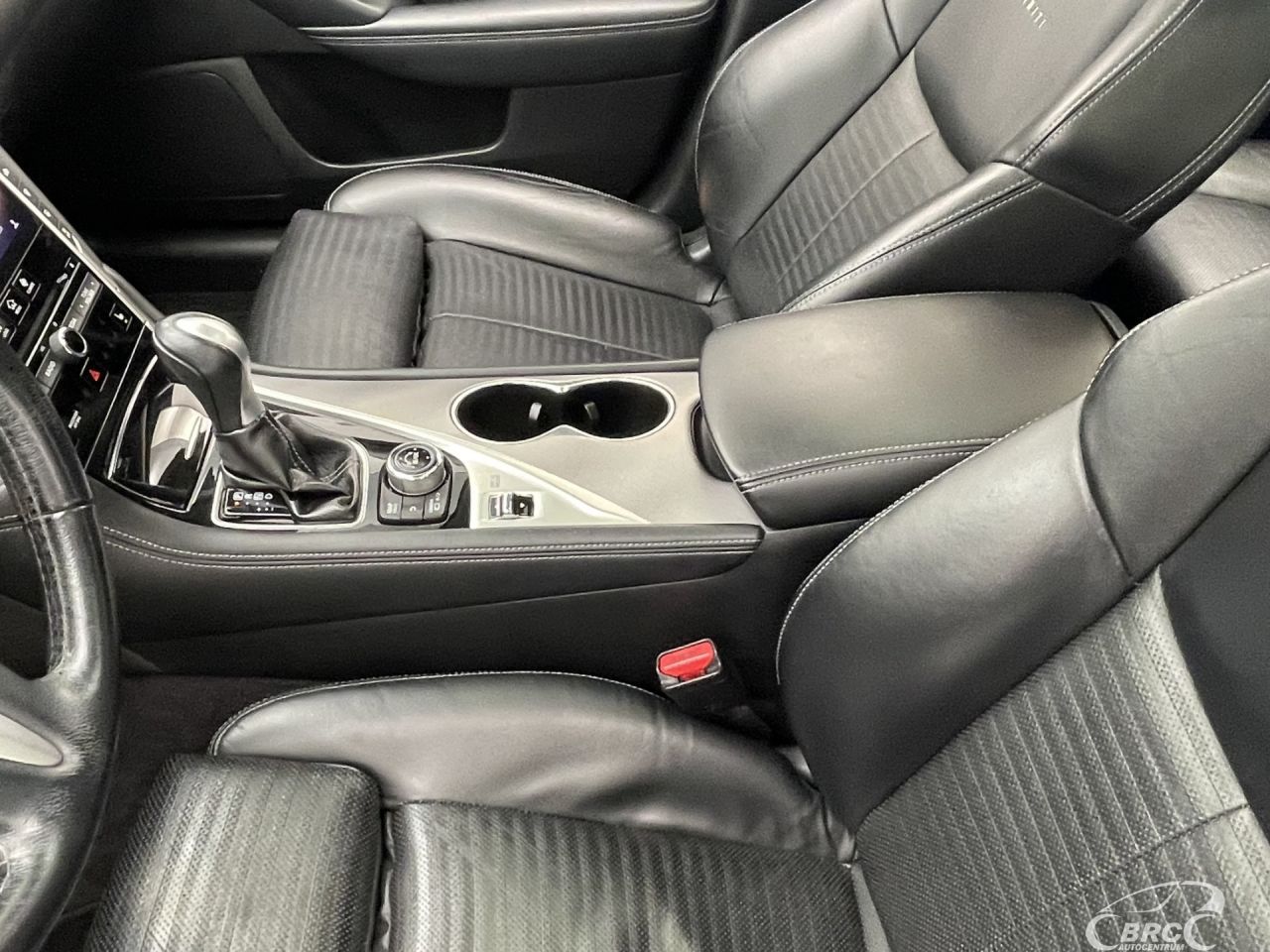 Infiniti Q50 | 23