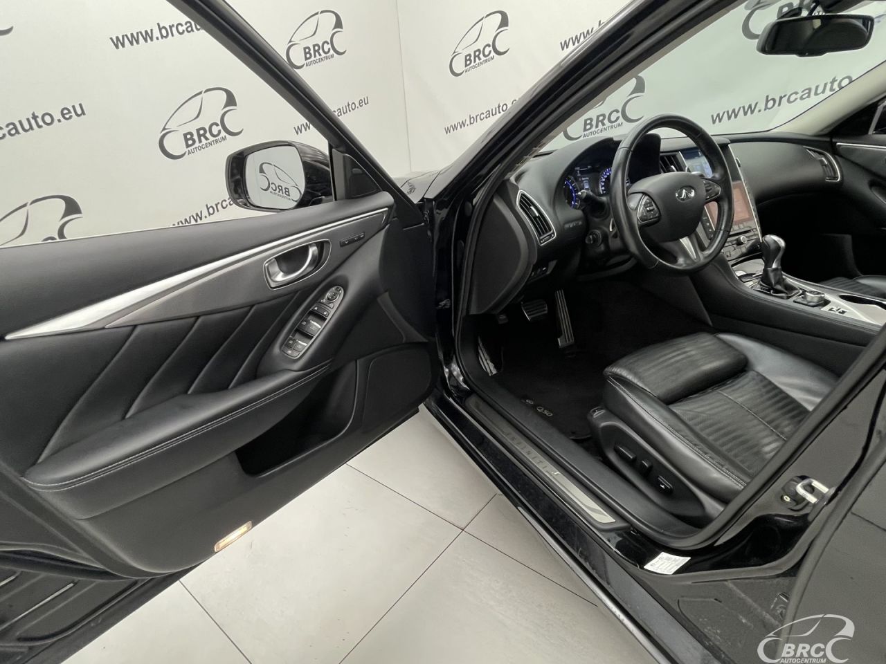 Infiniti Q50 | 18