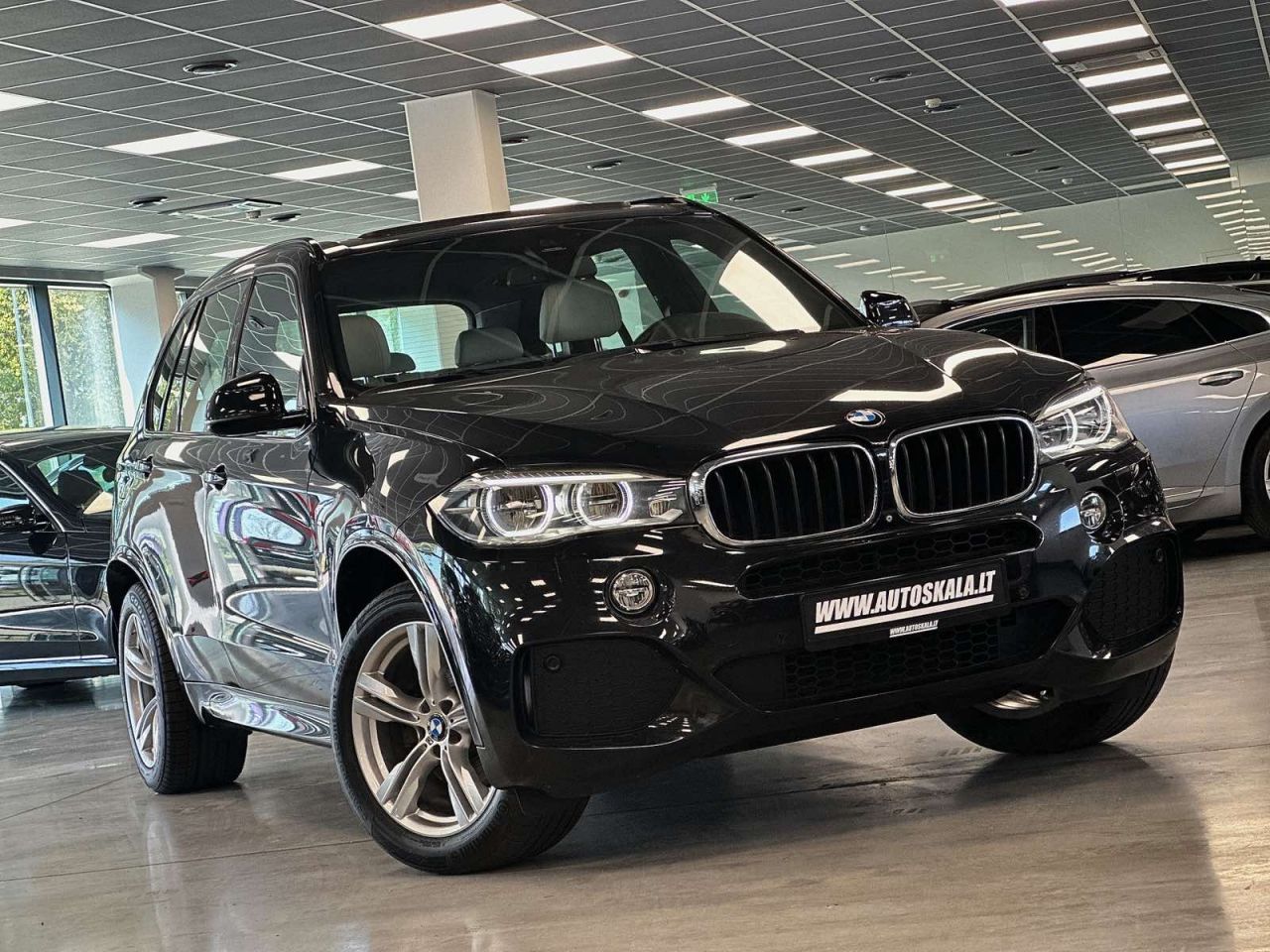 BMW X5 | 10