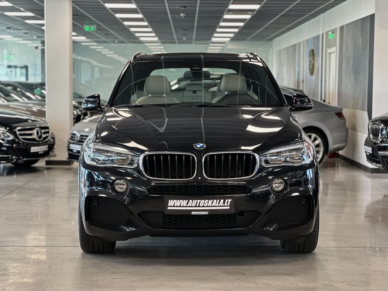 BMW X5 | 1