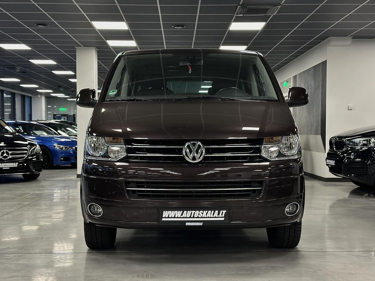 Volkswagen Multivan | 1