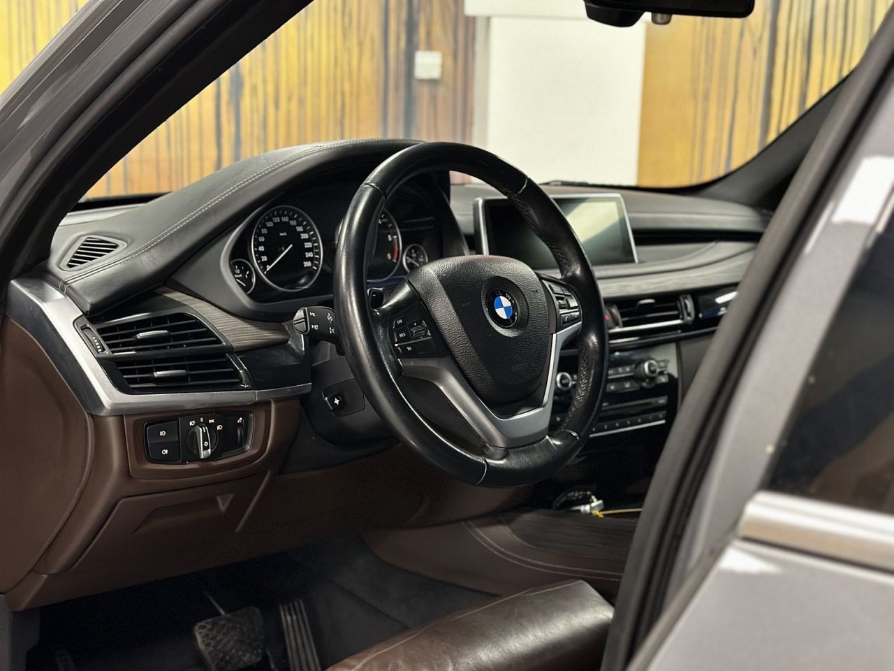 BMW X5 | 11