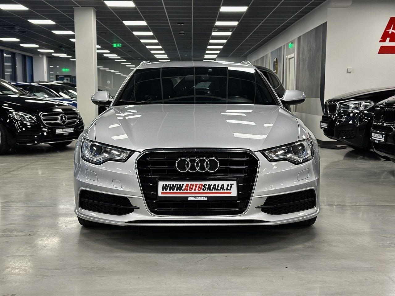 Audi A6 | 3