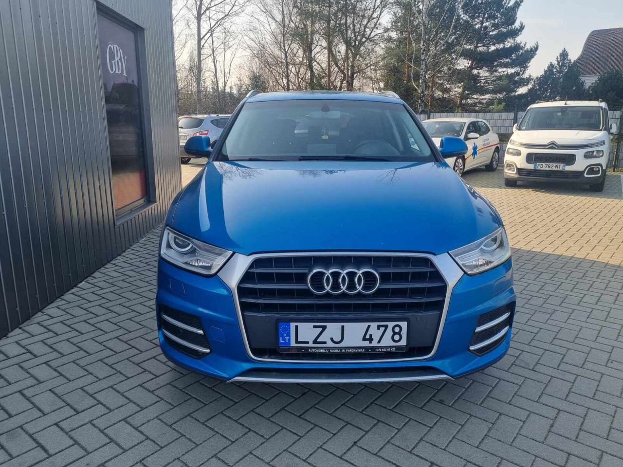 Audi Q3 | 4