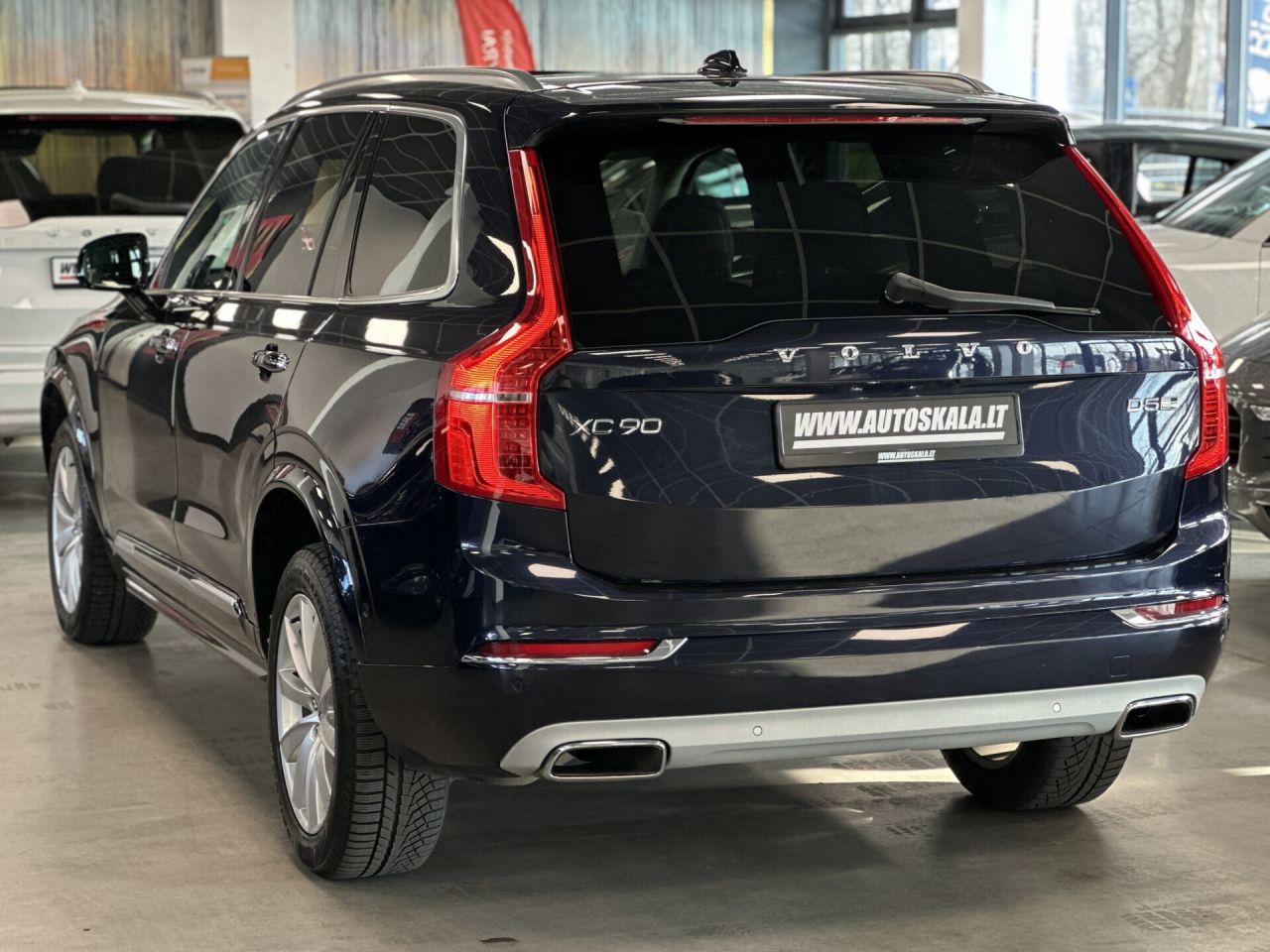 Volvo XC90 | 1