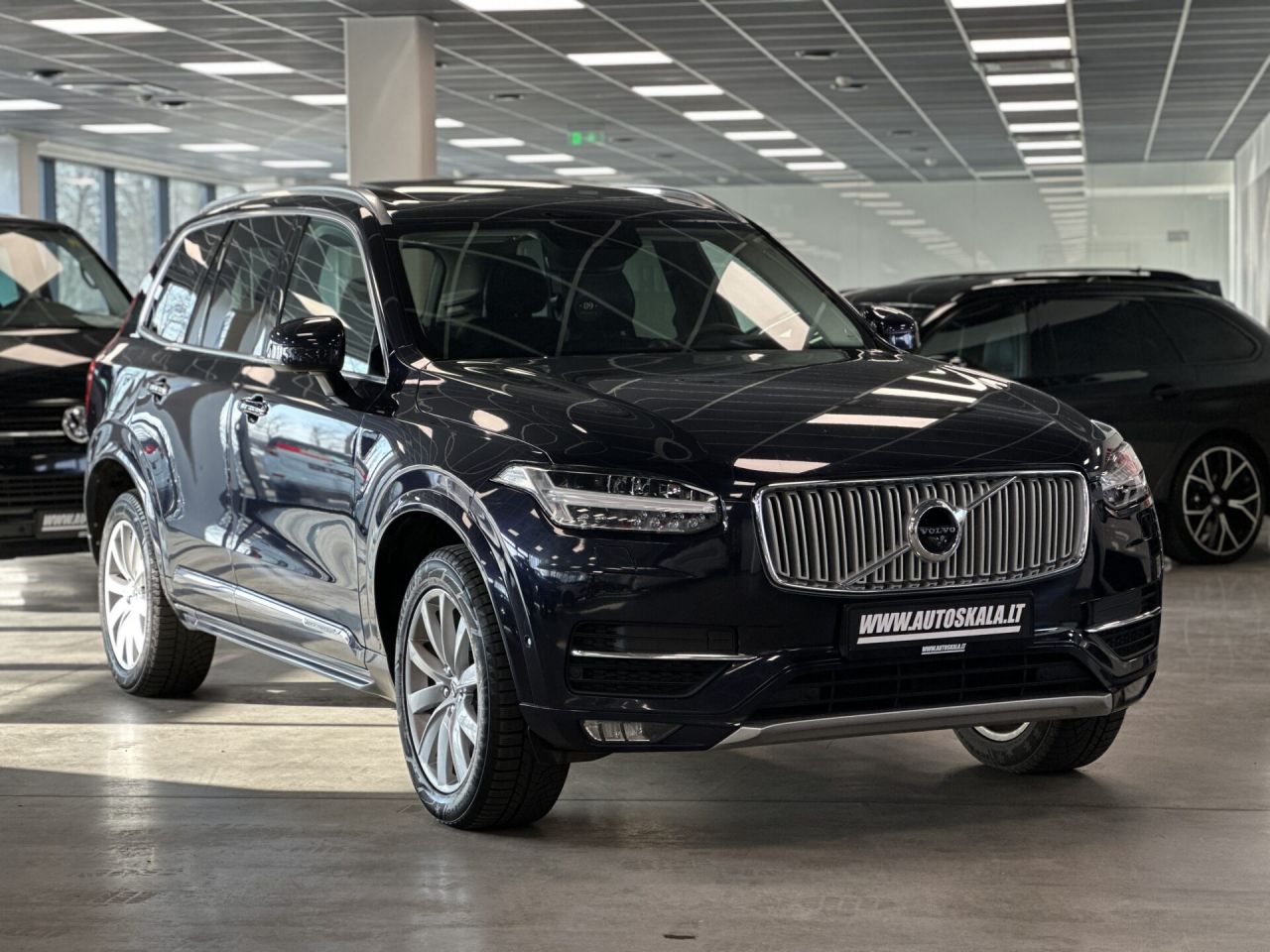 Volvo XC90 | 6