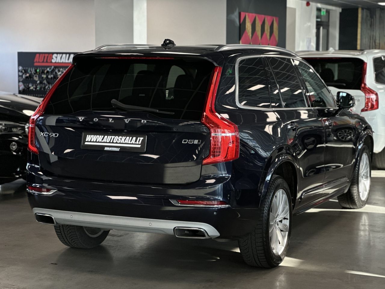 Volvo XC90 | 18