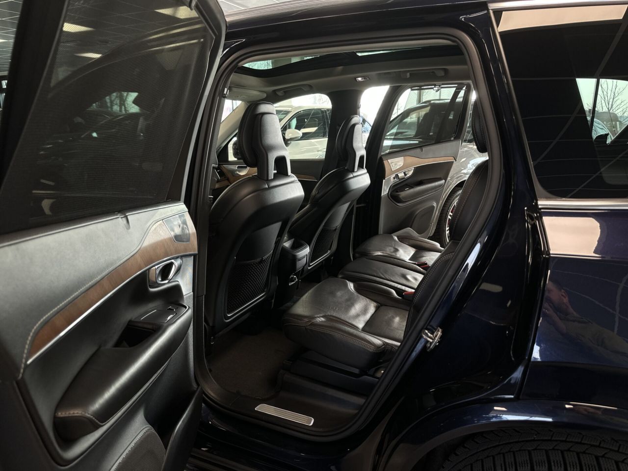 Volvo XC90 | 16