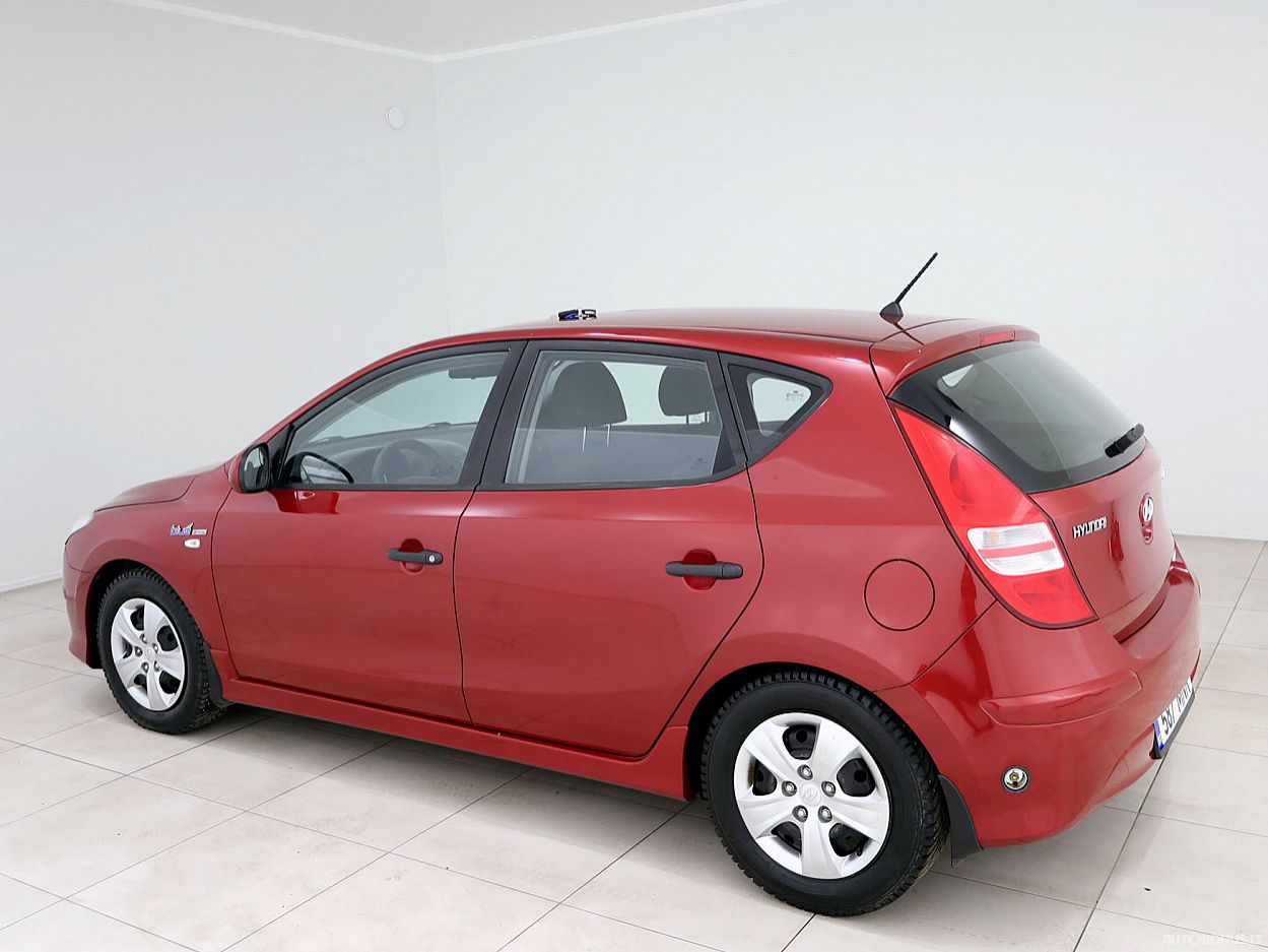 Hyundai i30 | 3