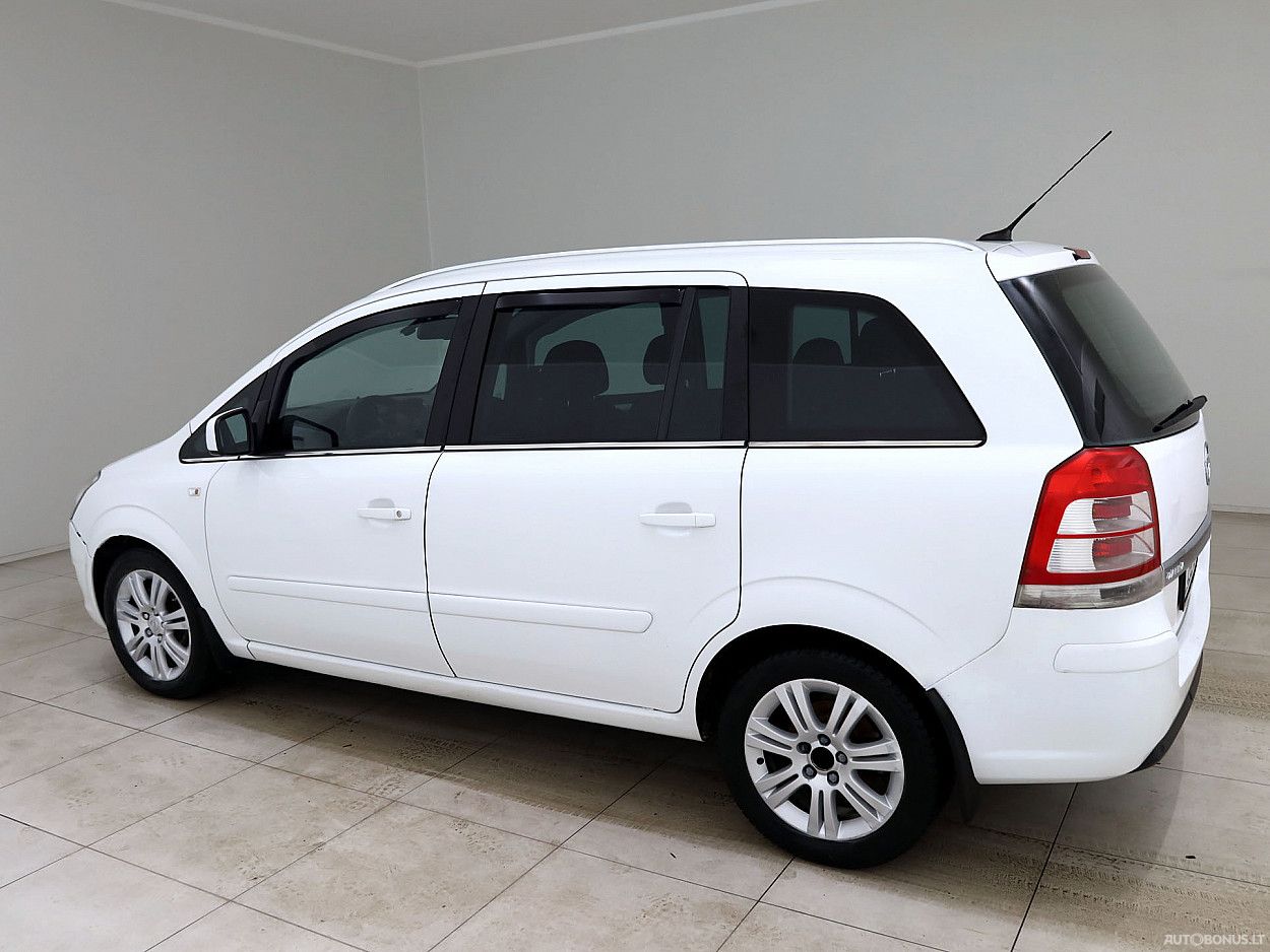 Opel Zafira | 3