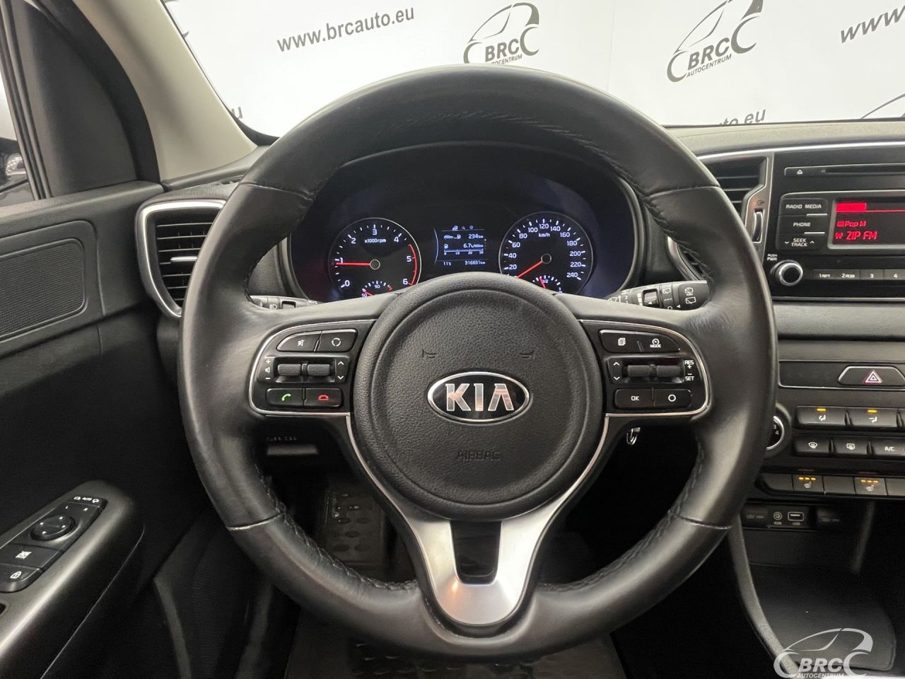 Kia Sportage | 26