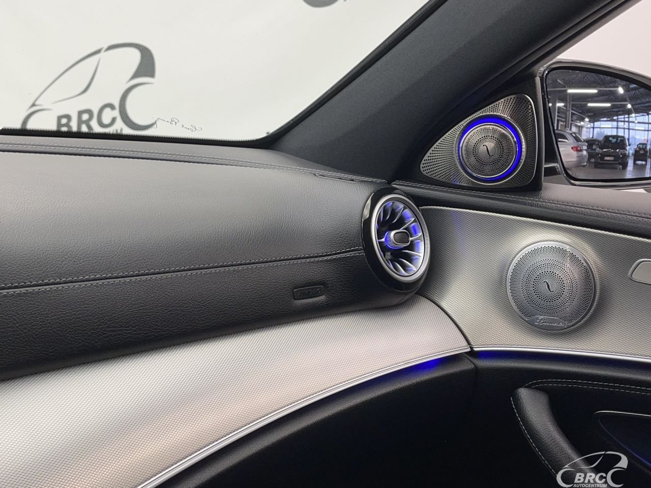 Mercedes-Benz E220 | 31