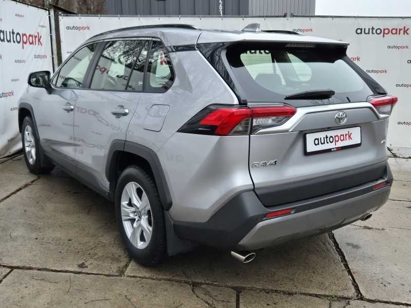 Toyota RAV4 | 4