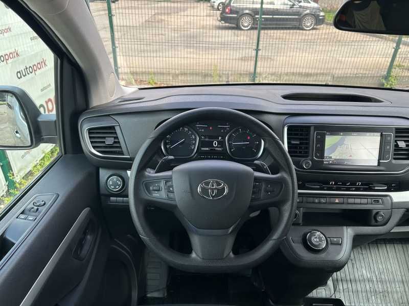 Toyota Proace | 8