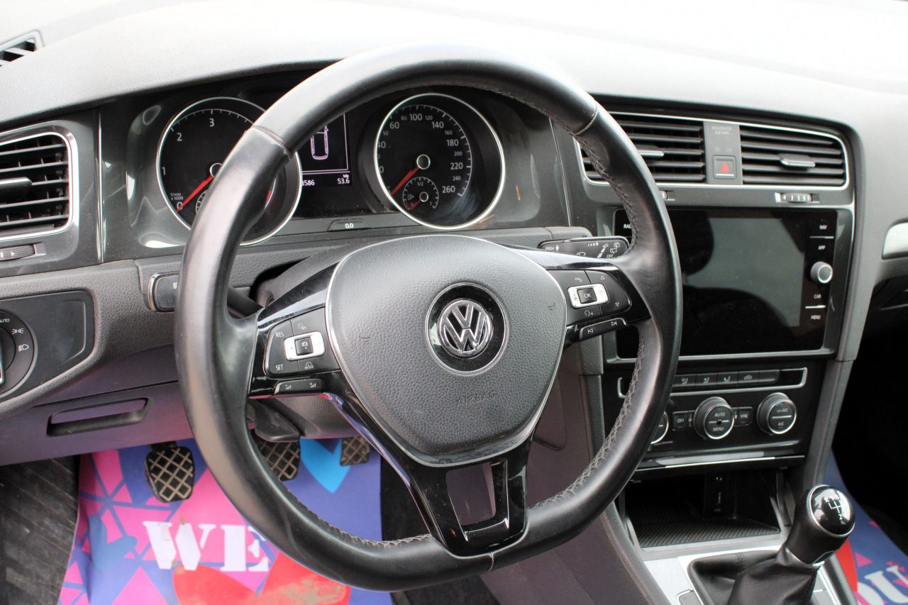Volkswagen Golf | 6