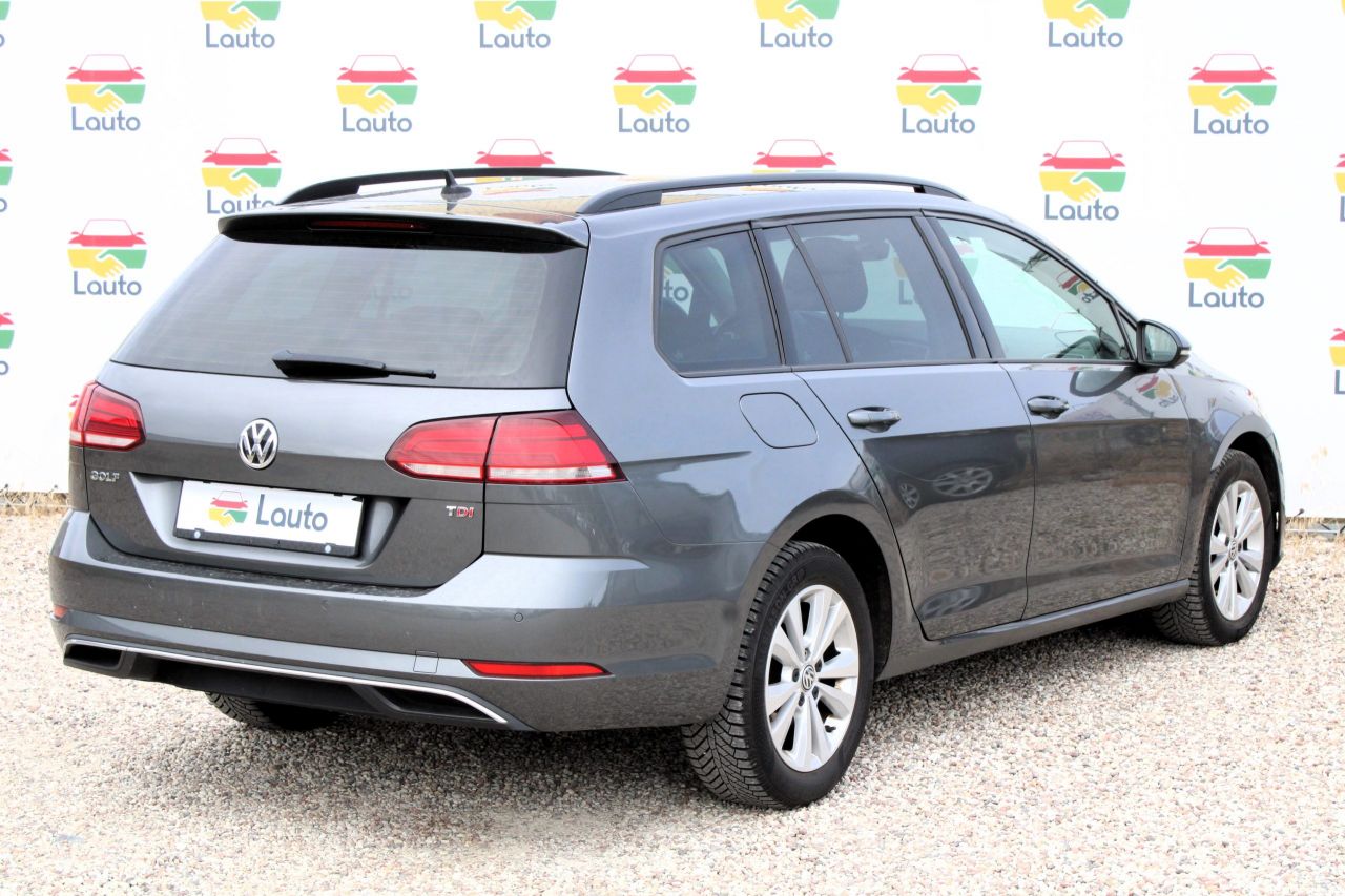 Volkswagen Golf | 3