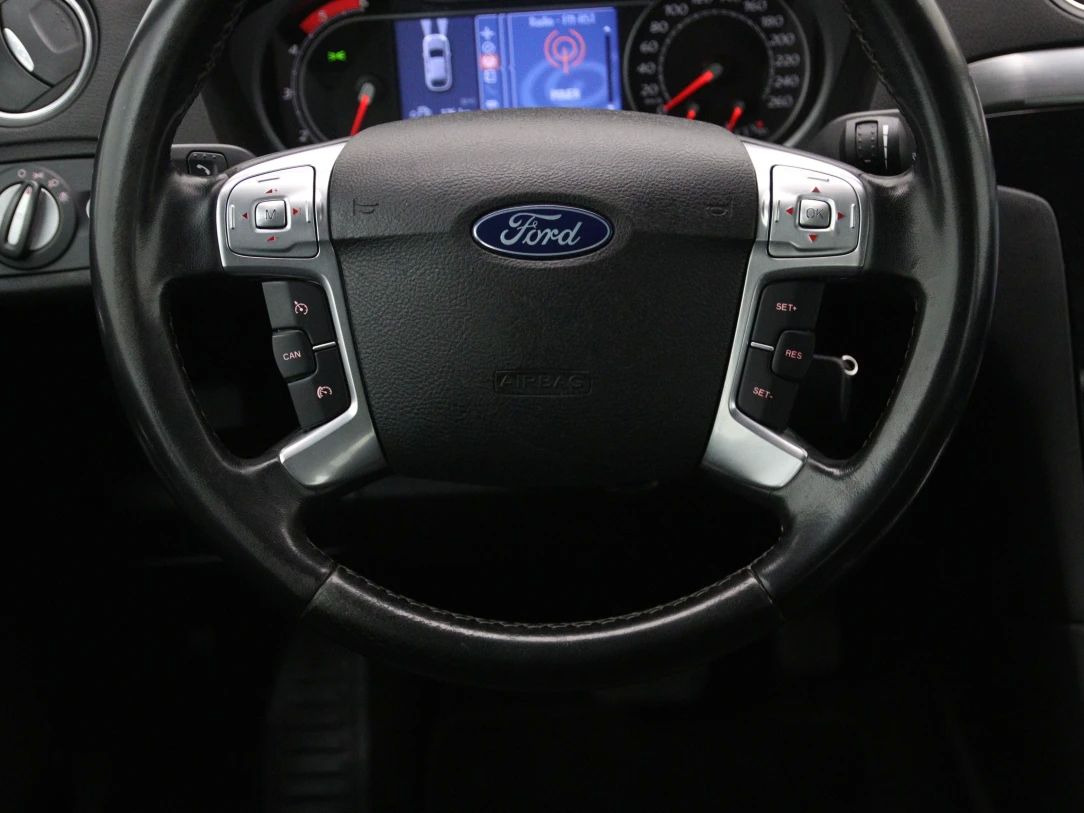 Ford Galaxy | 18