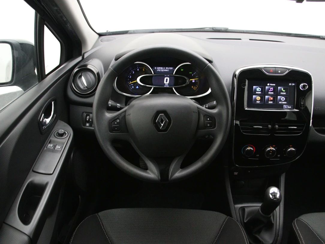 Renault Clio | 16