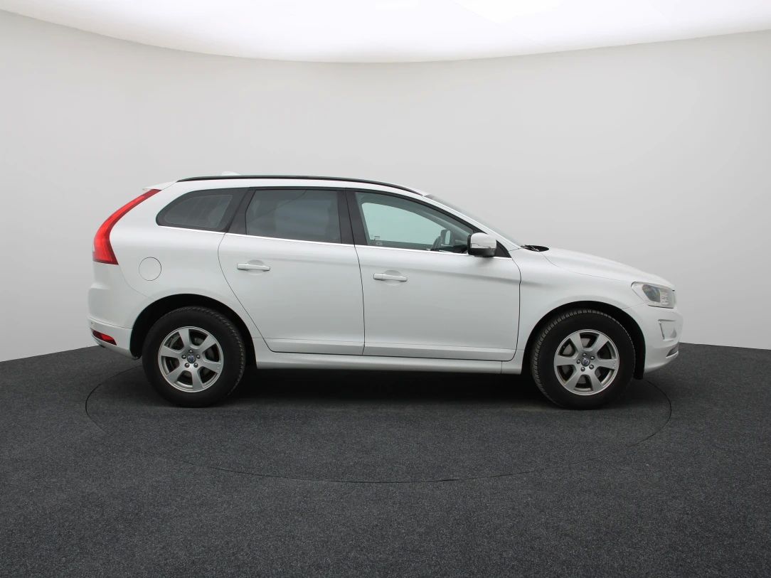 Volvo XC60 | 8