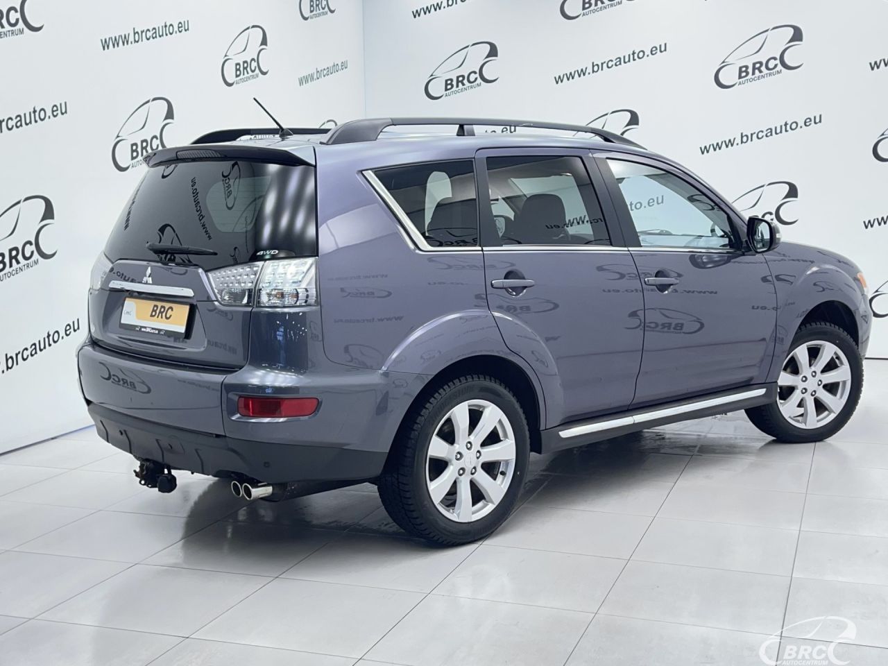 Mitsubishi Outlander | 1