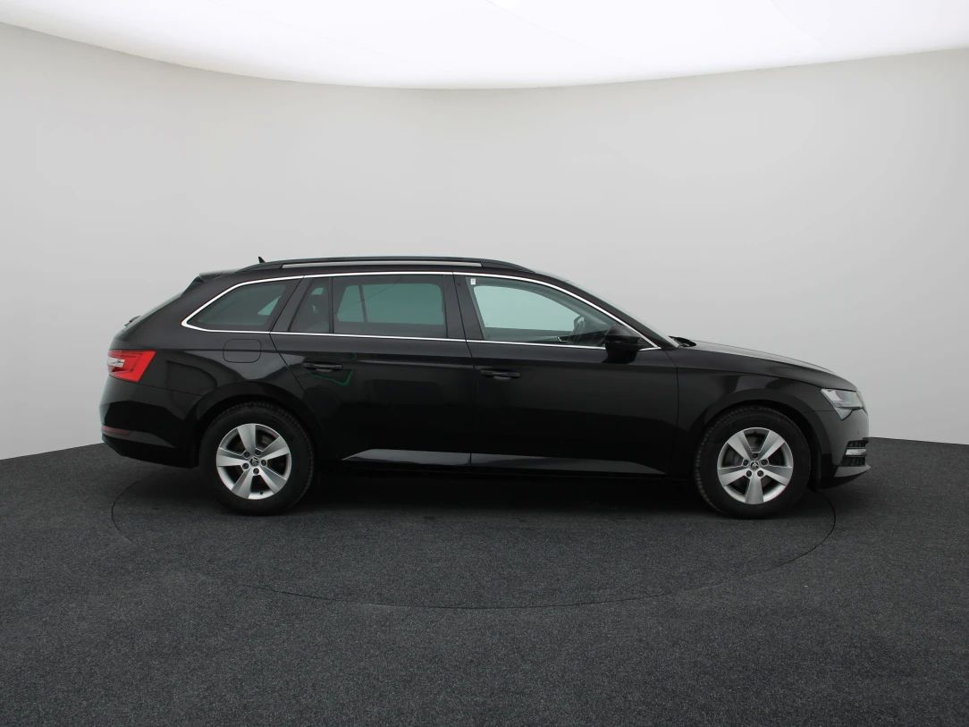 Skoda Superb | 8