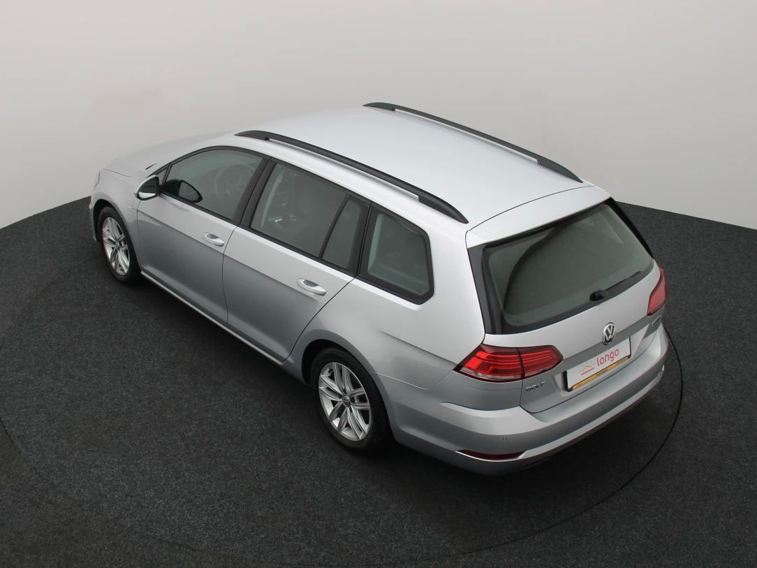 Volkswagen Golf | 10