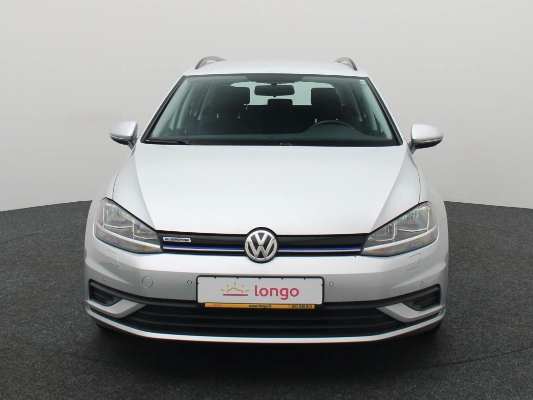 Volkswagen Golf | 2