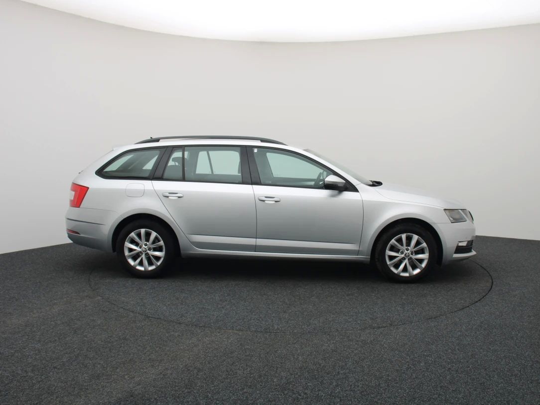 Skoda Octavia | 7