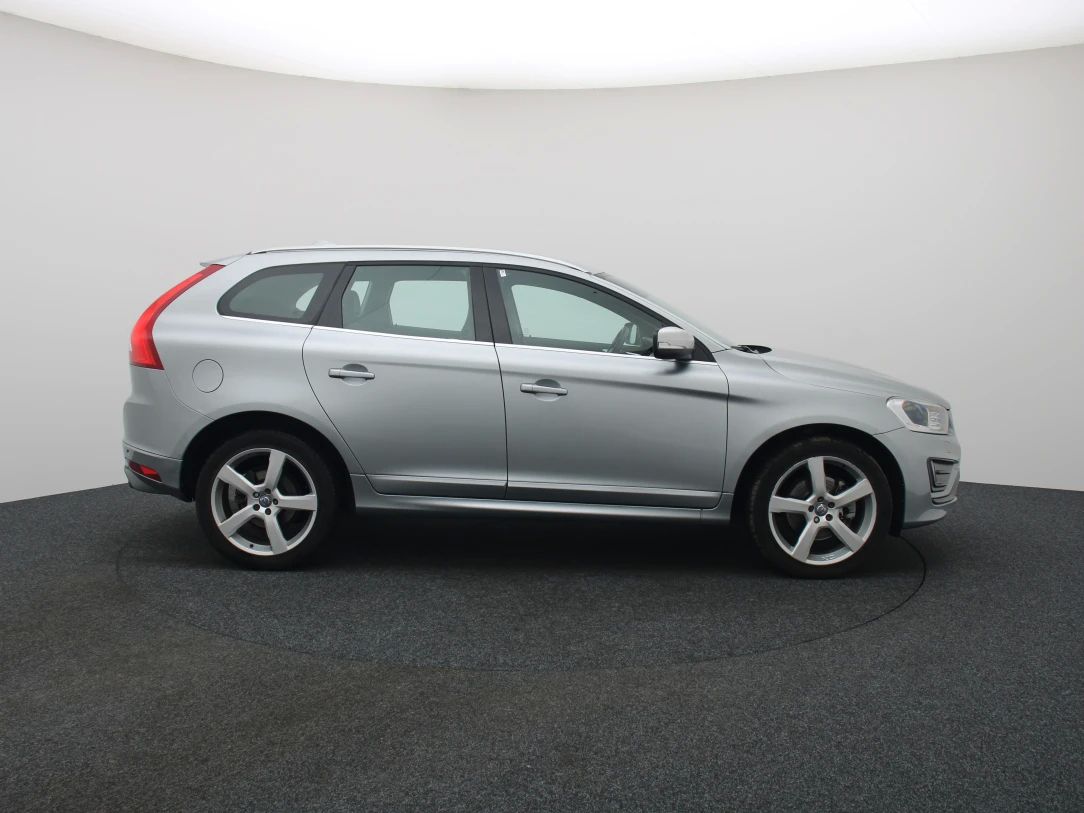 Volvo XC60 | 8