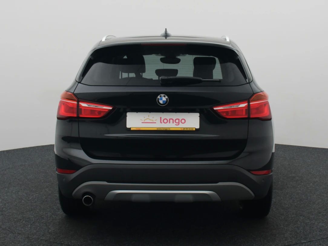 BMW X1 | 4