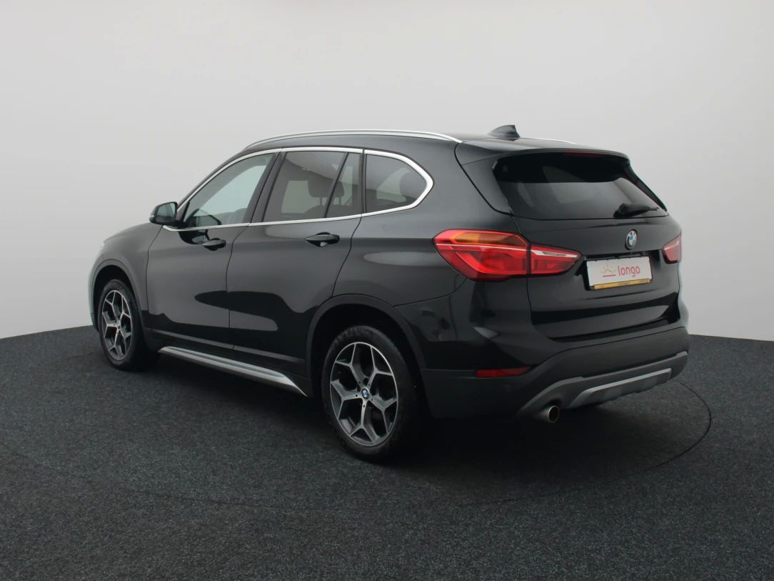 BMW X1 | 6