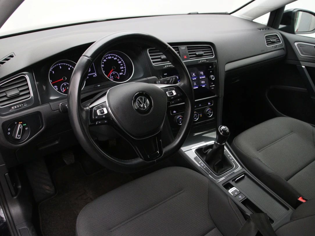 Volkswagen Golf | 15