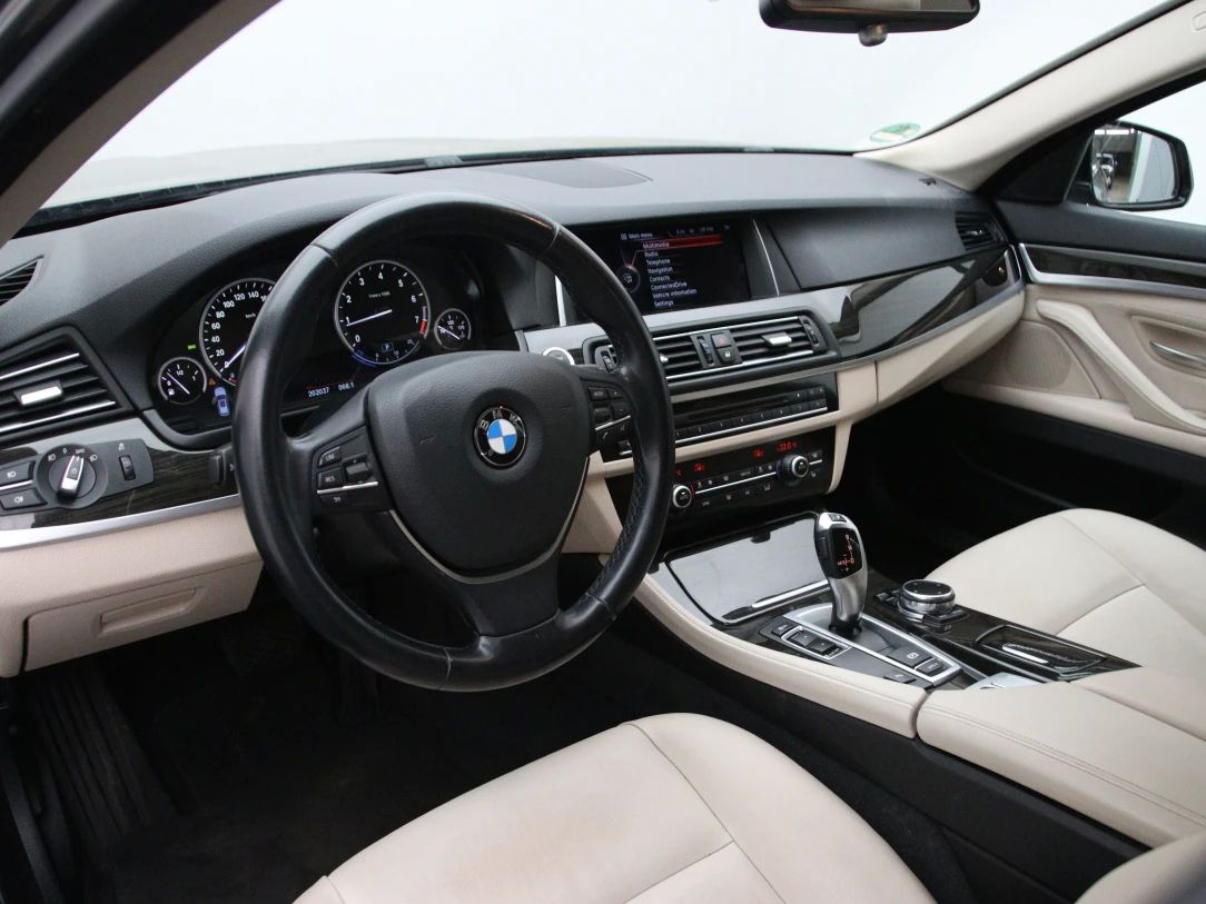 BMW 520 | 15