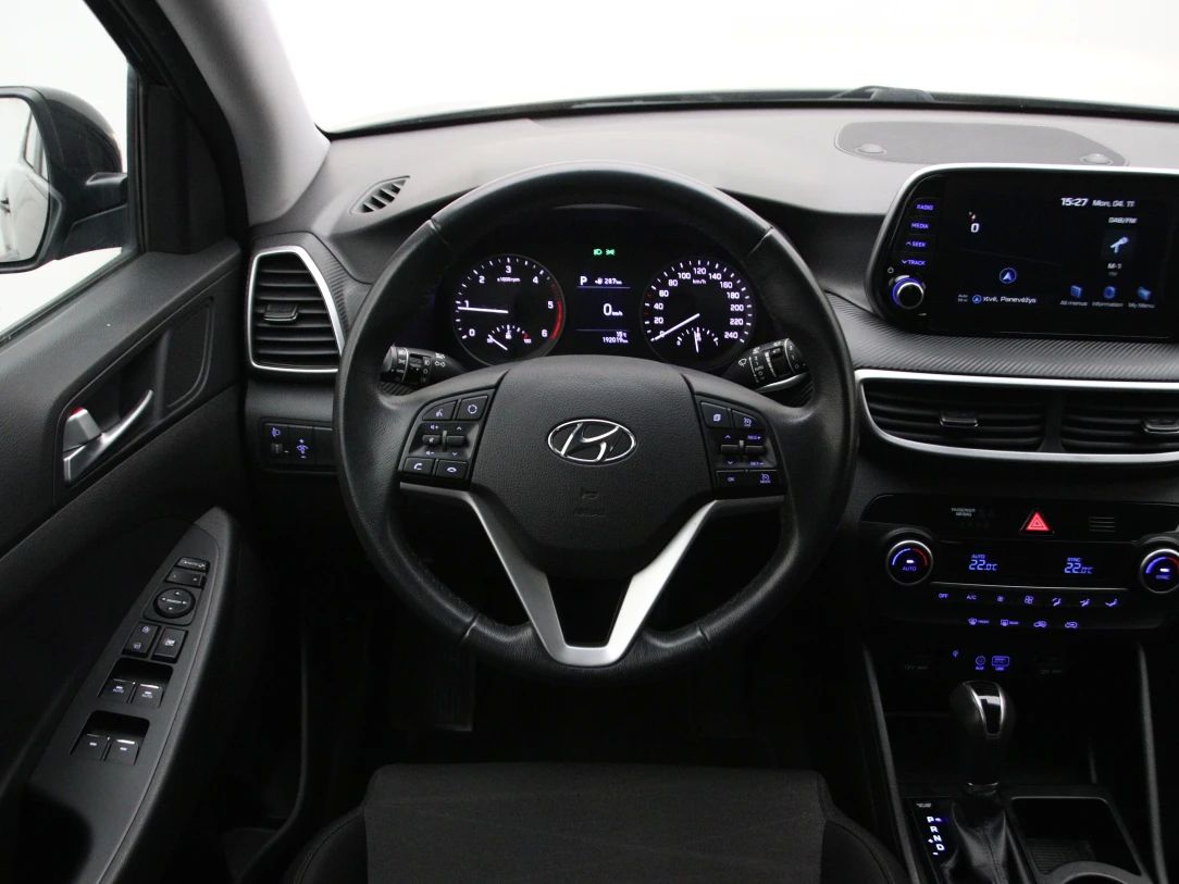 Hyundai Tucson | 16