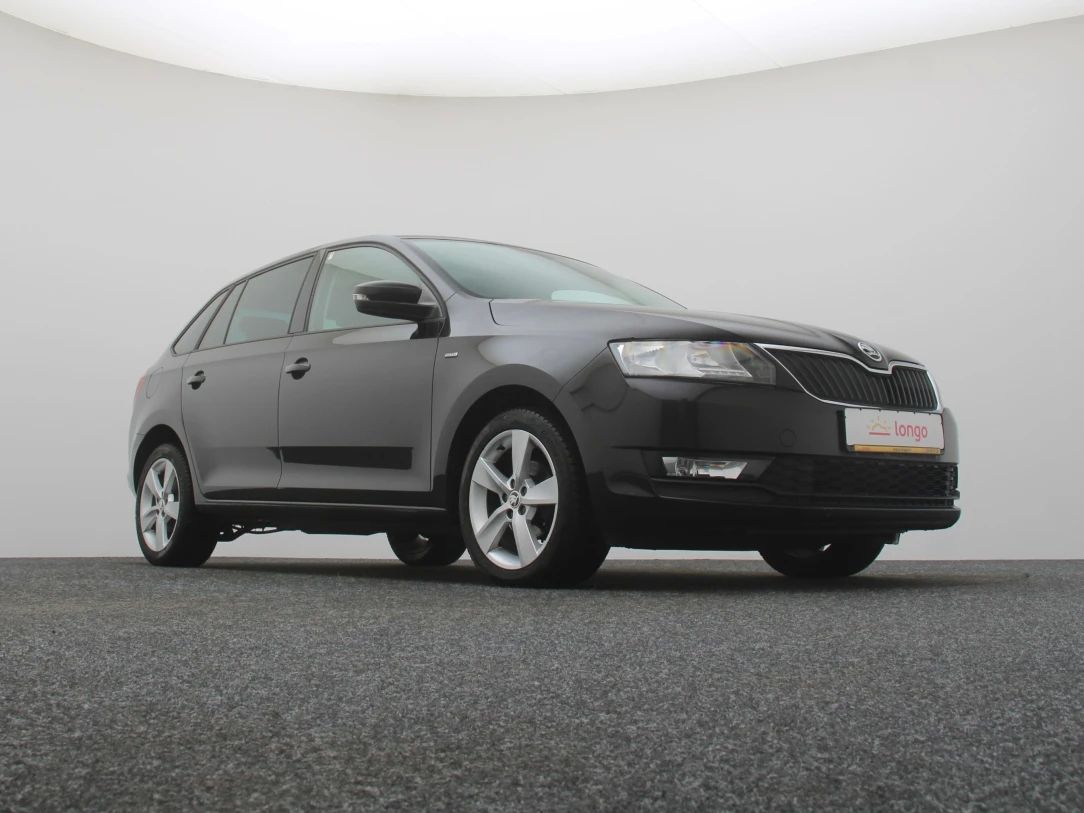 Skoda Rapid | 10