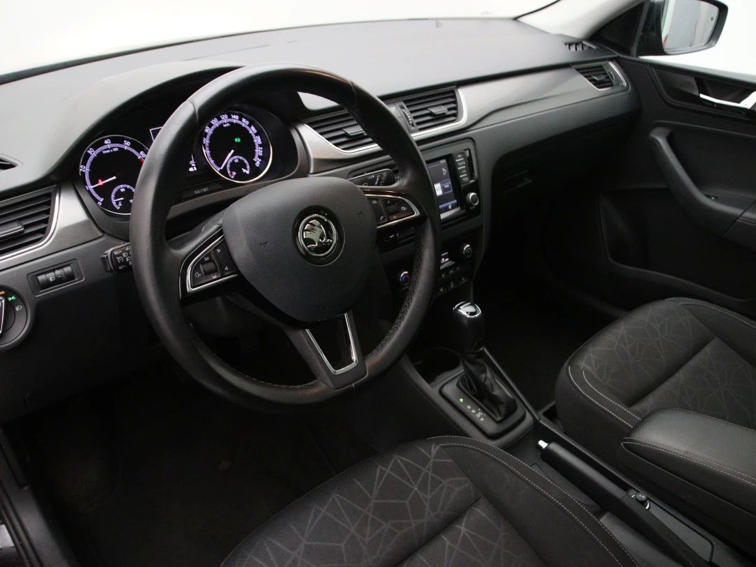 Skoda Rapid | 15