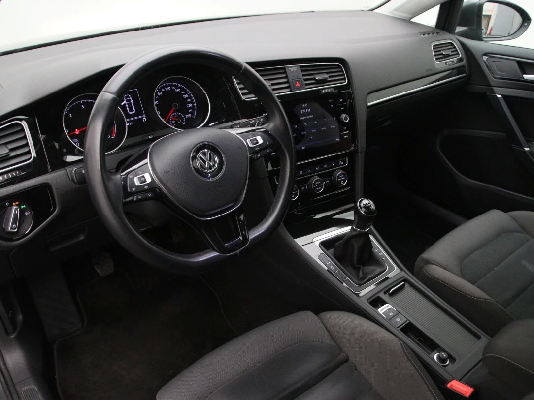 Volkswagen Golf | 15