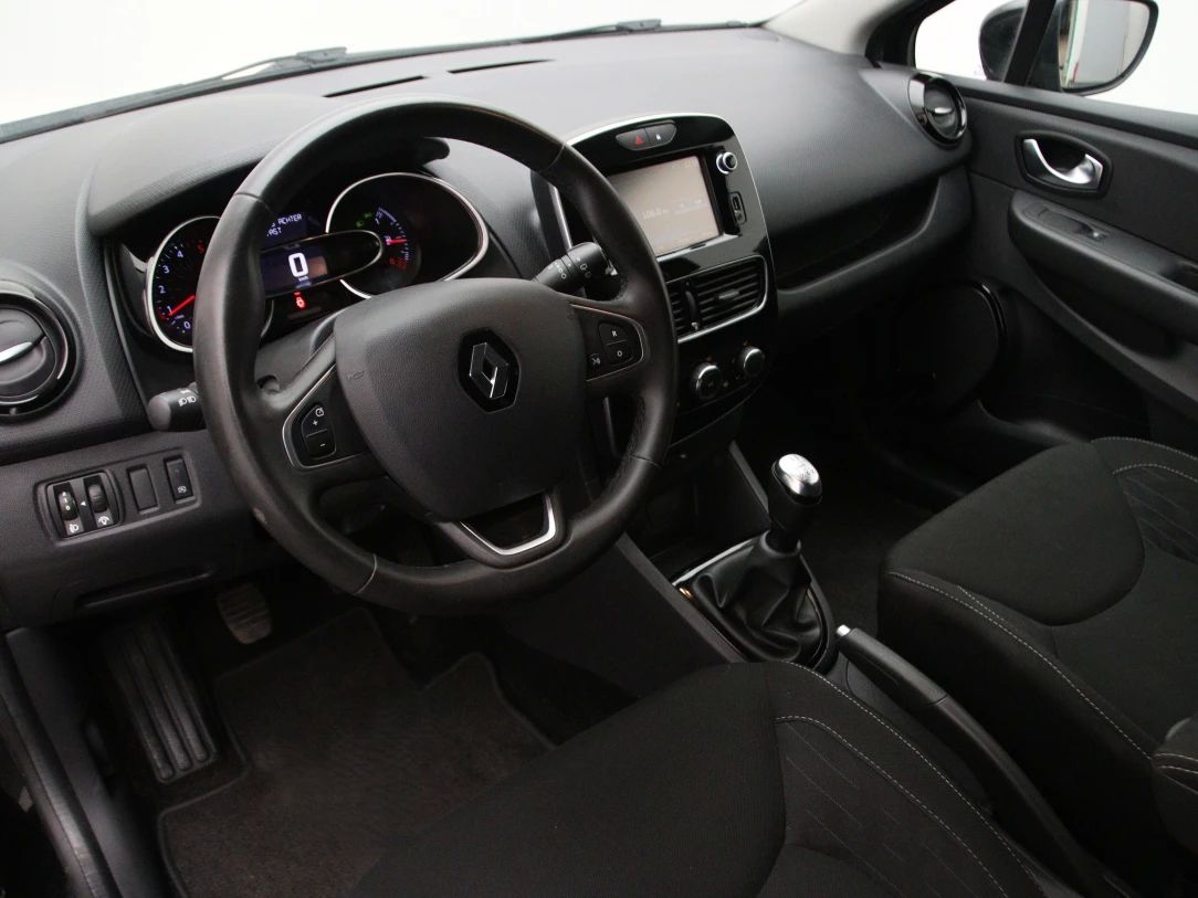 Renault Clio | 15