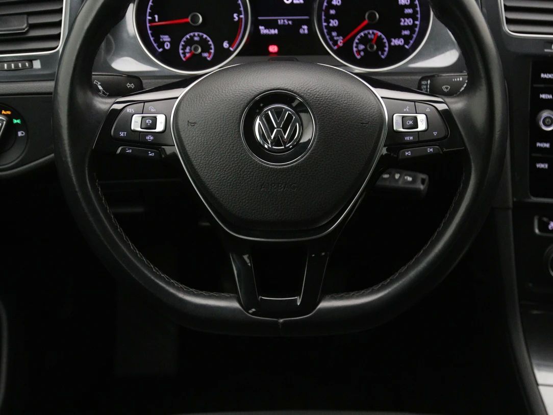 Volkswagen Golf | 17