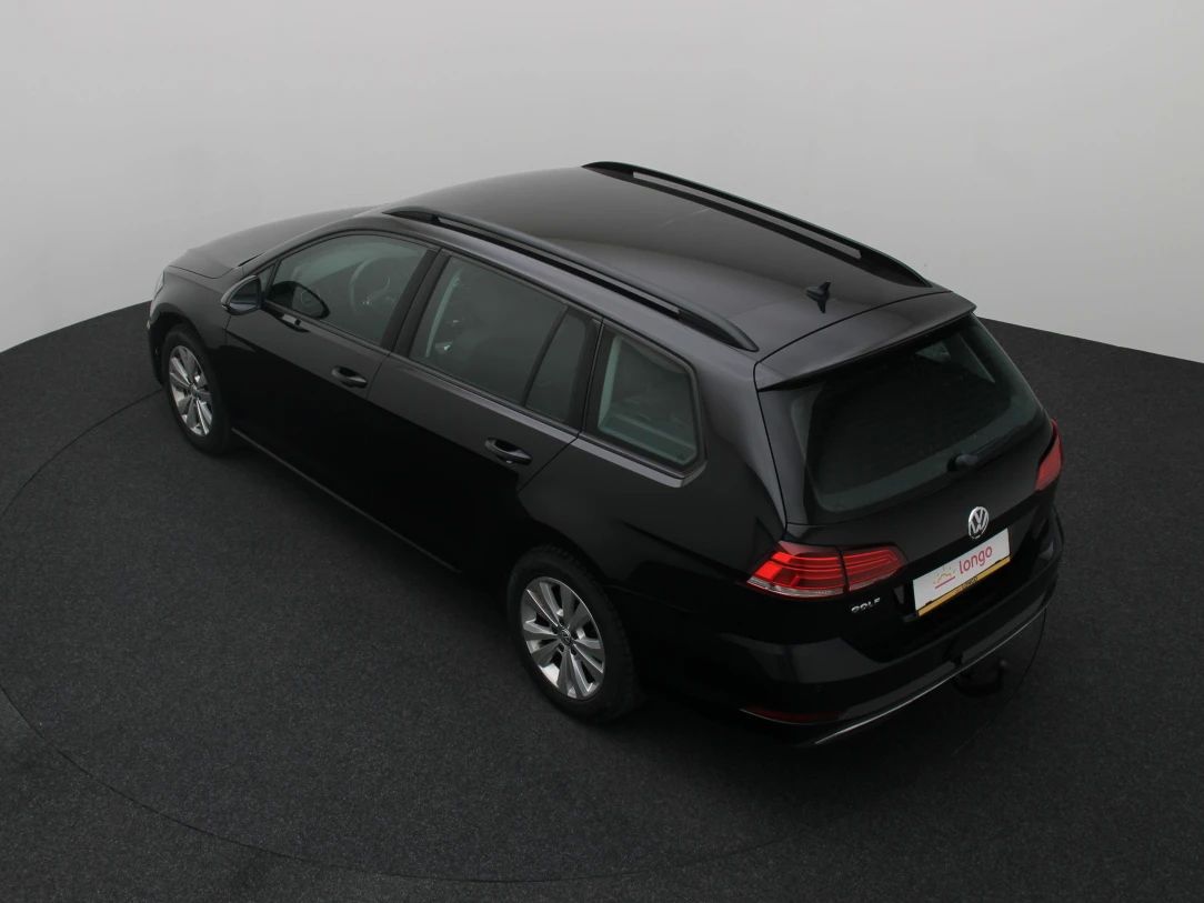 Volkswagen Golf | 11