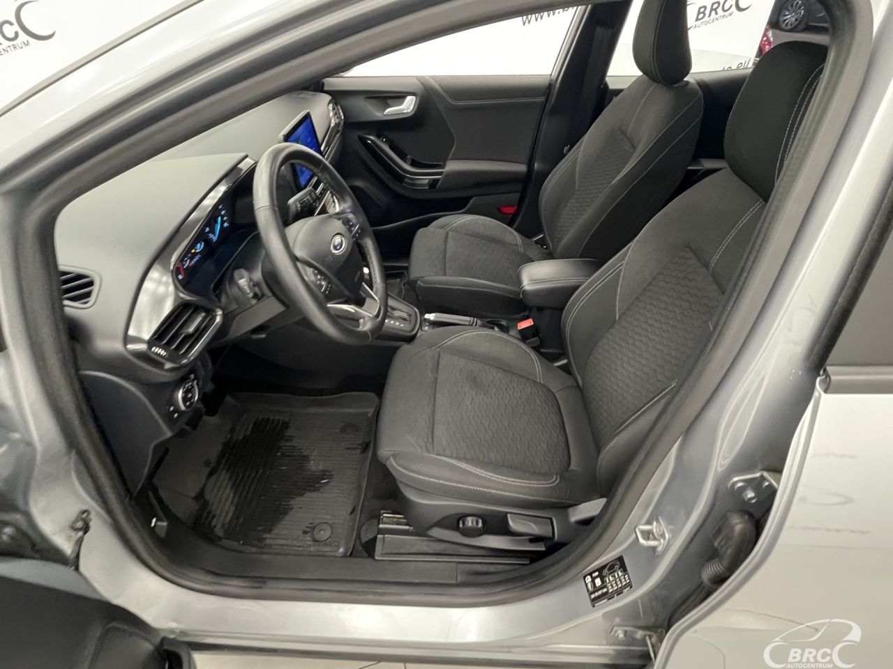 Ford Puma | 19