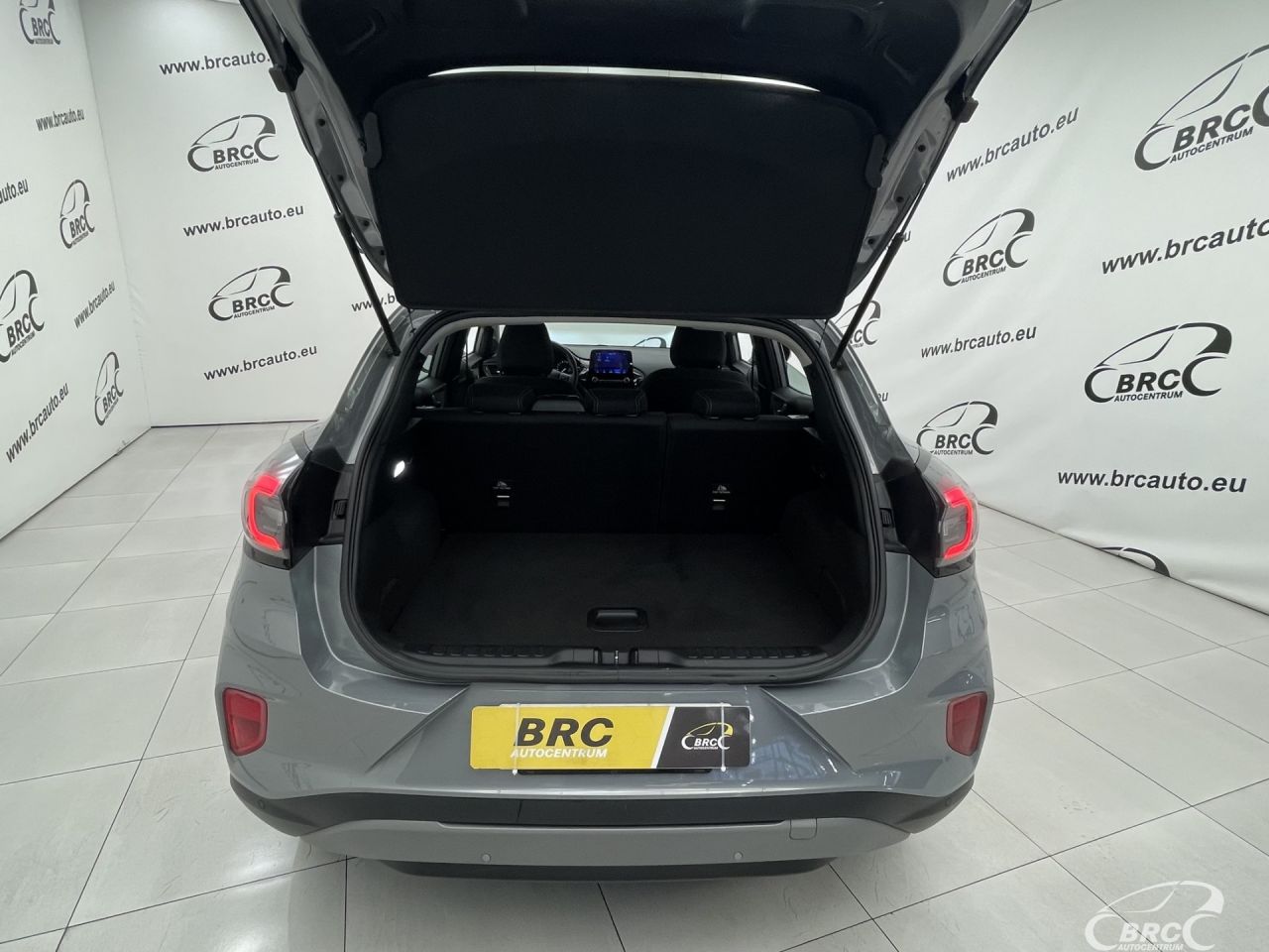 Ford Puma | 38